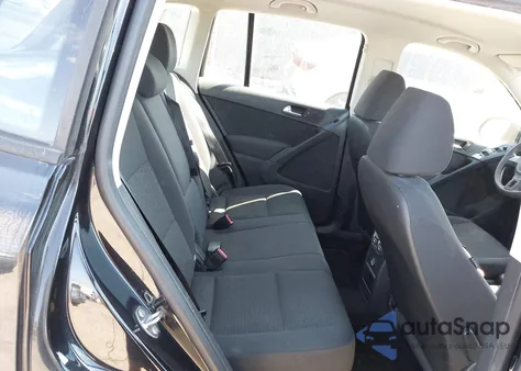 2012 Volkswagen Tiguan S из США, поврежденный, VIN WVGAV7AX3CW584045